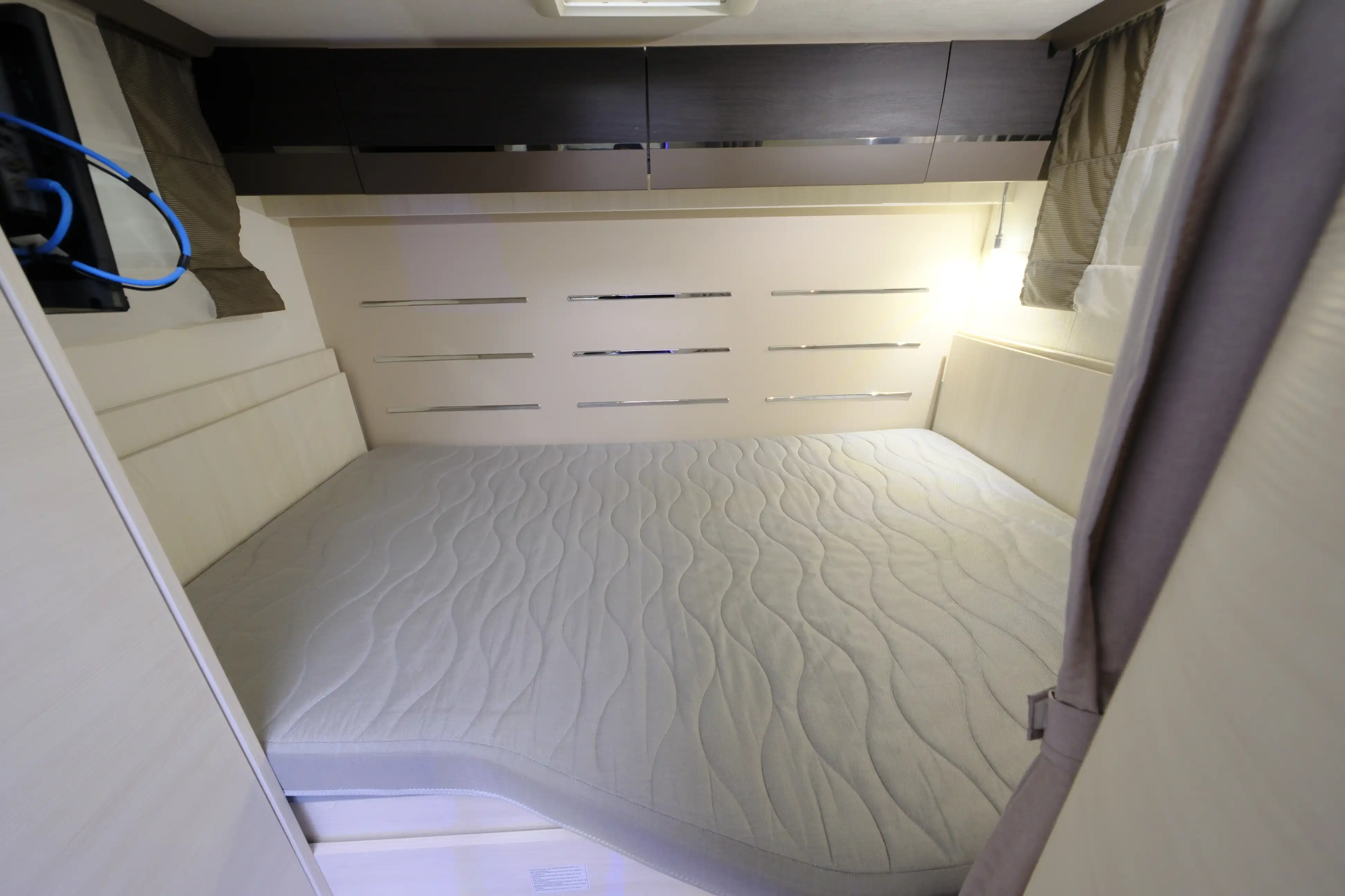 CHALLENGER Genesis 194 - Ansicht 10